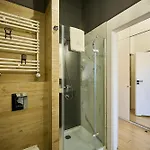 Golden Hour - Platan Tower 36 아파트
