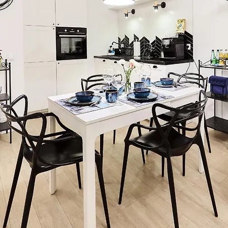 Golden Hour - Platan Tower Apartman Swinoujscie