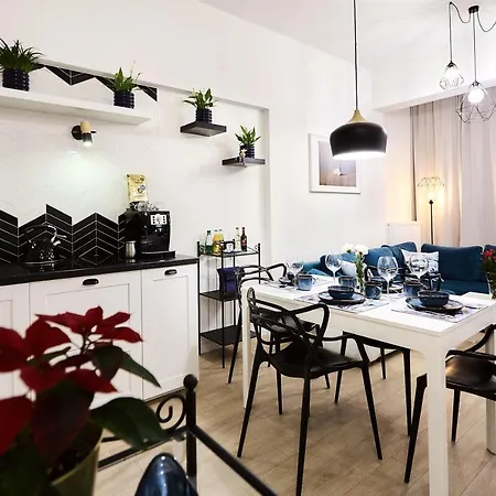 Golden Hour - Platan Tower *