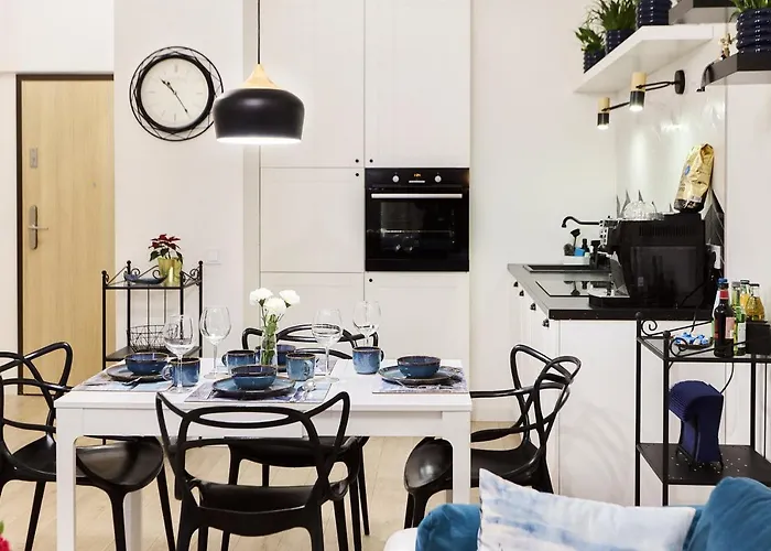 Golden Hour - Platan Tower *